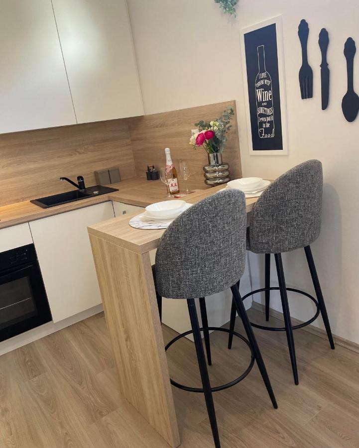 Apartman S M4 With The View Kali Exterior photo